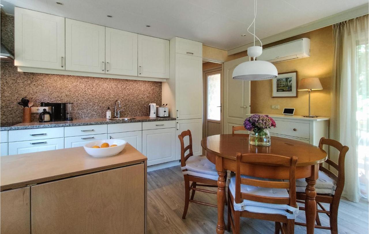 Cozy Home In Vorden With Kitchen Exterior photo