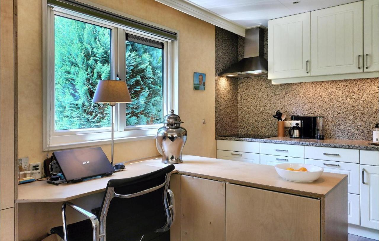 Cozy Home In Vorden With Kitchen Exterior photo